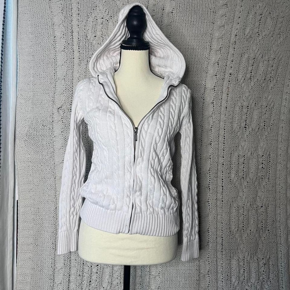 L.L.Bean white cable knit zip up hoodie Size S.